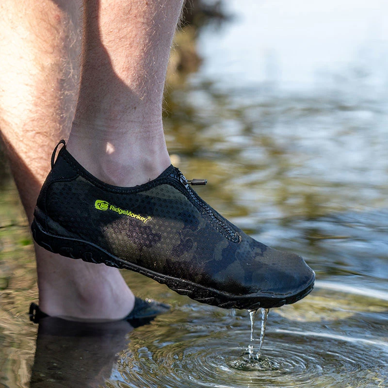 Ridge Monkey APEarel Dropback Aqua Shoes Camo
